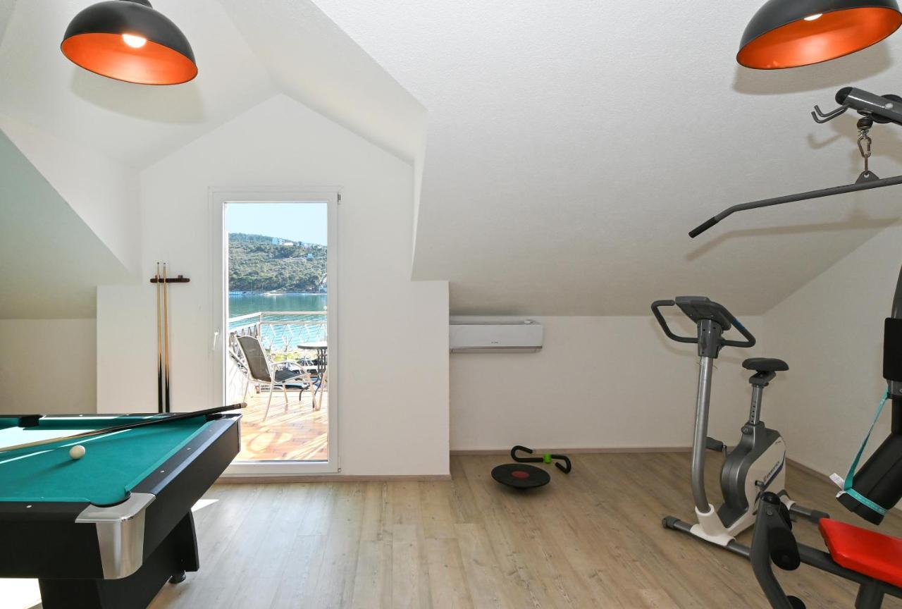 Holiday House Vukman トロギール エクステリア 写真