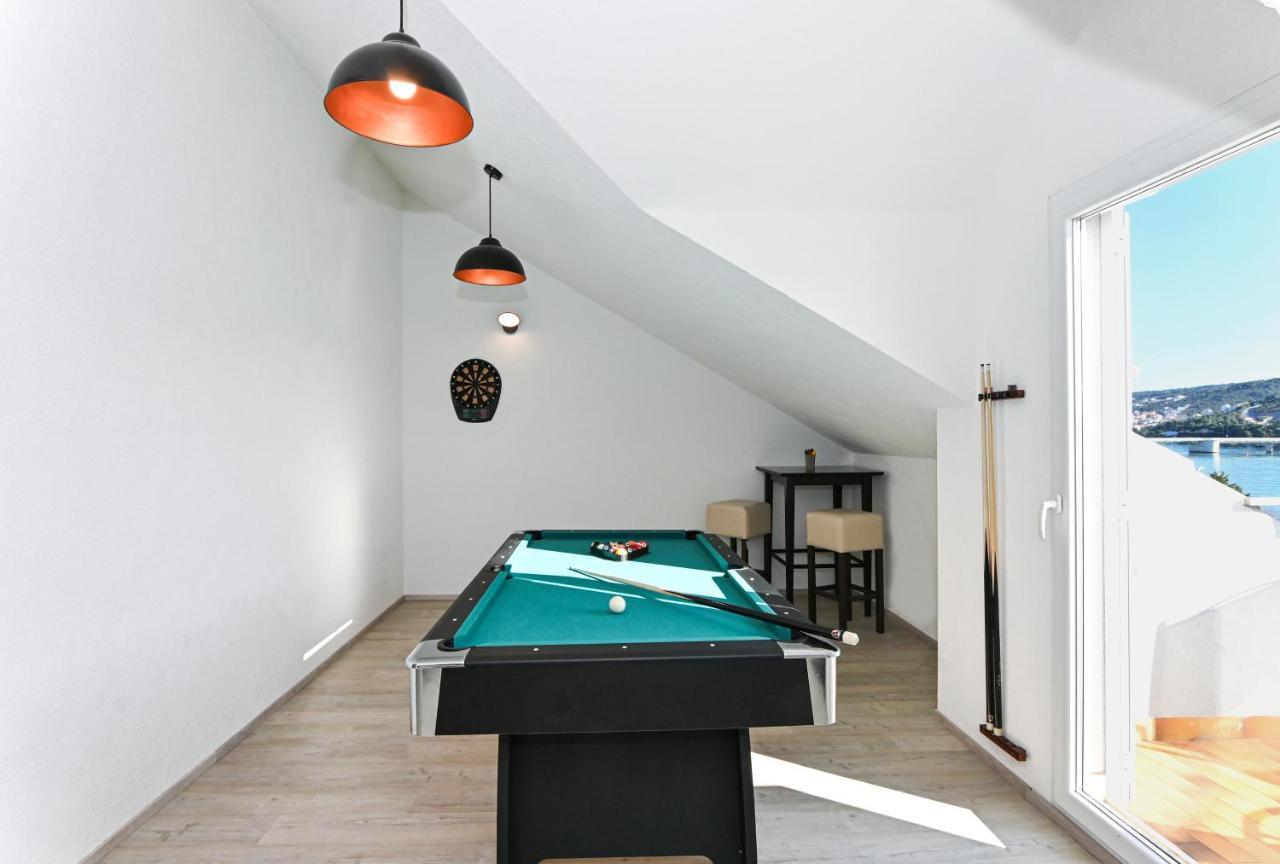 Holiday House Vukman トロギール エクステリア 写真