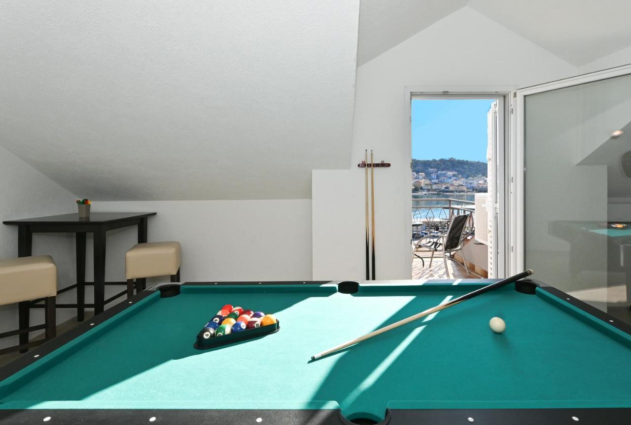 Holiday House Vukman トロギール エクステリア 写真